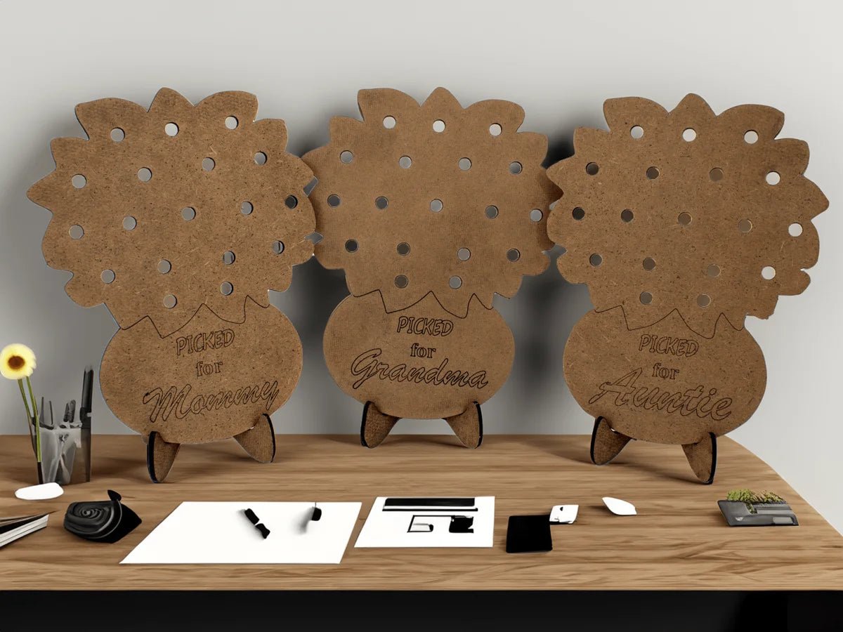 Personalized Floral Vase Cutout with Stand - Perfect Gift for Mom, Grandma, Auntie, and More!